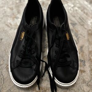 Puma Women's Black and White Sneakers